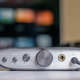 El iFi Zen Can y sus botones frontales y puertos para auriculares